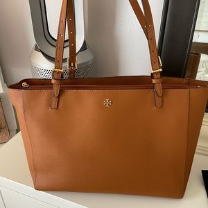 Tory Burch York Buckle Tote